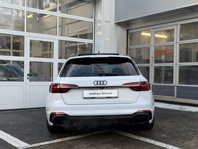 Audi RS4 Quattro