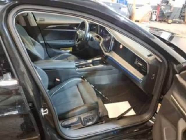 Volkswagen Passat 1.5 eTSI Business