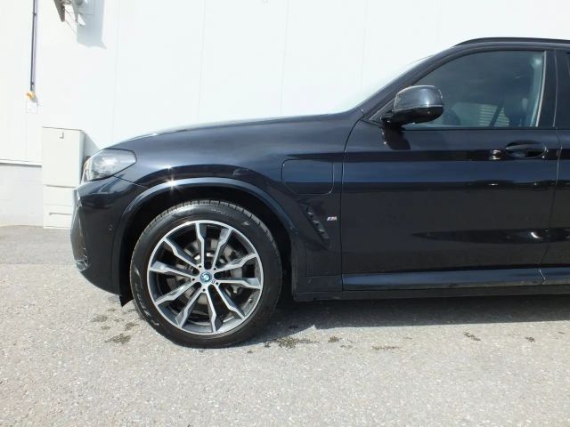 BMW X3 xDrive30e