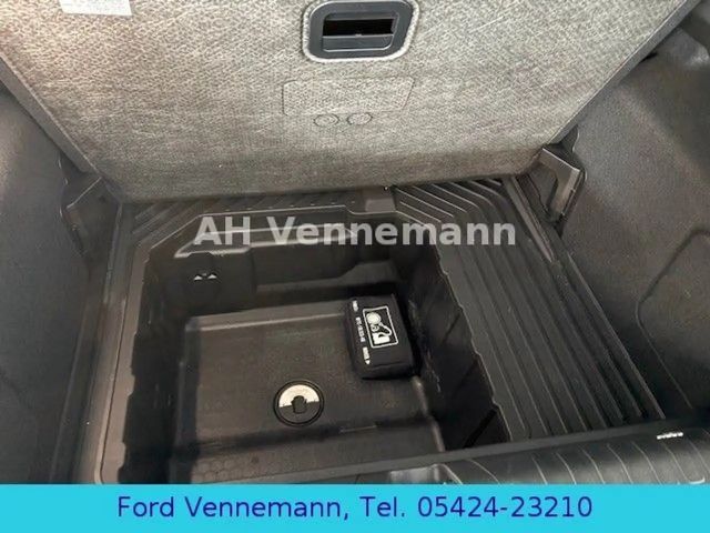 Ford Puma EcoBoost Titanium