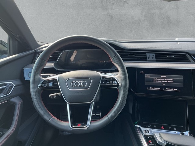 Audi Q8 e-tron 50 Quattro S-Line