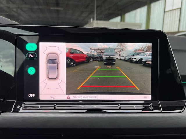 Volkswagen Golf 1.5 eTSI DSG