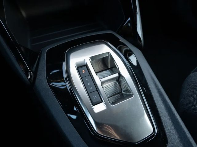 Peugeot 2008 Active Pack EAT8 PureTech