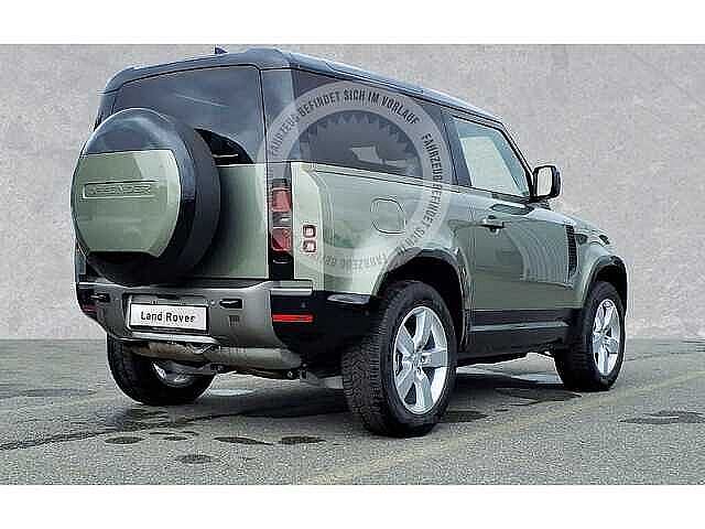 Land Rover Defender 90 Dynamic SE