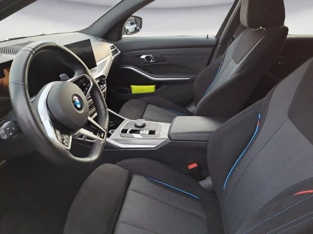 BMW 320 320d M-Sport Touring xDrive