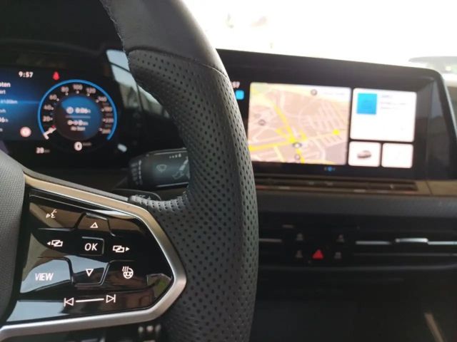 Volkswagen Golf 1.5 eTSI Golf VIII