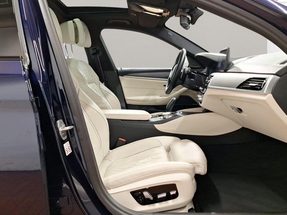 BMW M550 Sedan xDrive