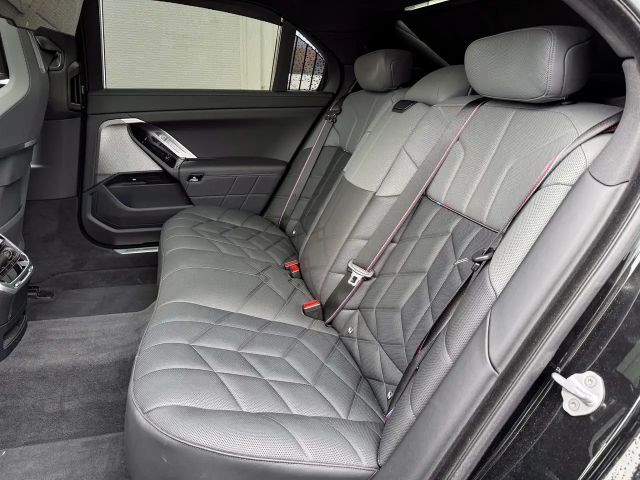 BMW 740 740d Sedan xDrive