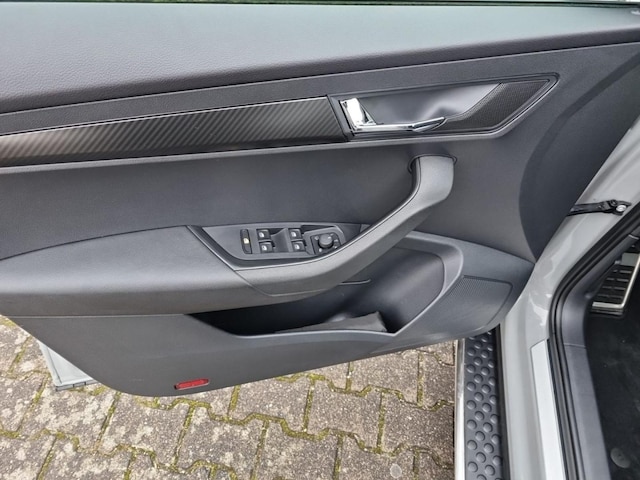 Skoda Karoq 2.0 TSI 4x4 Sportline