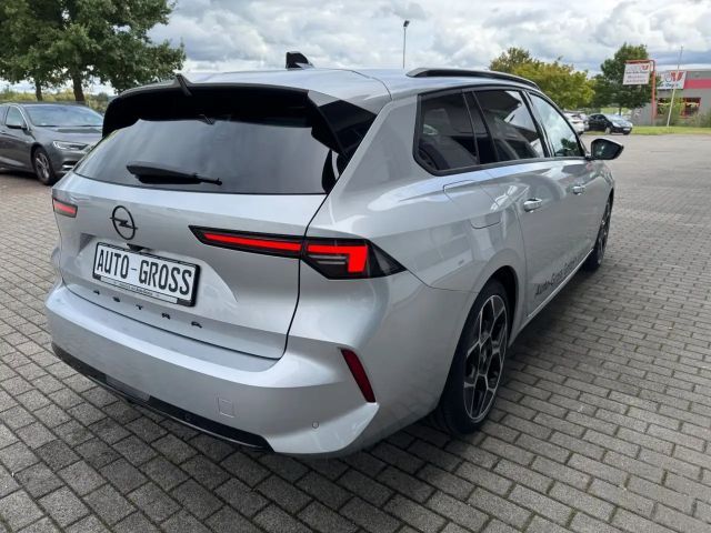 Opel Astra Sports Tourer Ultimate