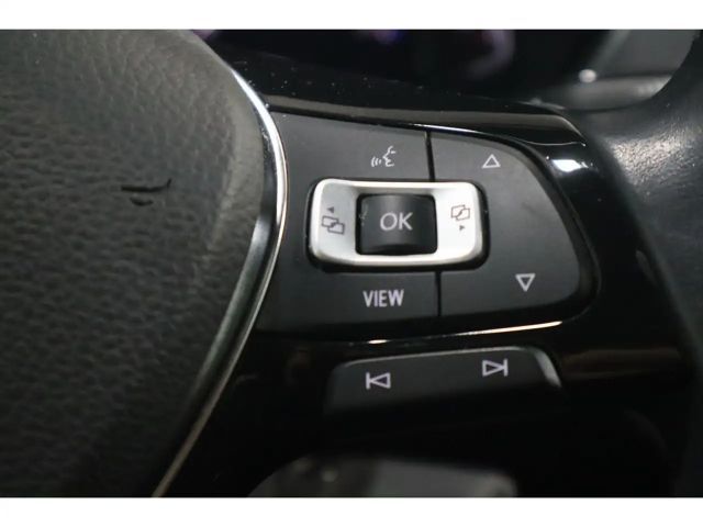 Volkswagen Touran 1.5 TSI