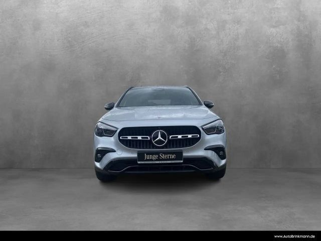 Mercedes-Benz GLA 200 Progressive