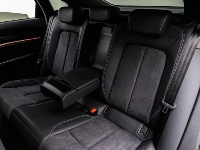 Audi e-tron 55 S-Line