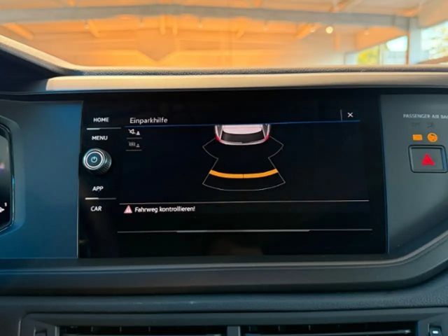 Volkswagen Polo 1.0 Basis