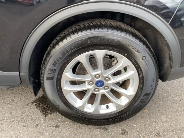 Ford Kuga Plug in Hybrid Titanium