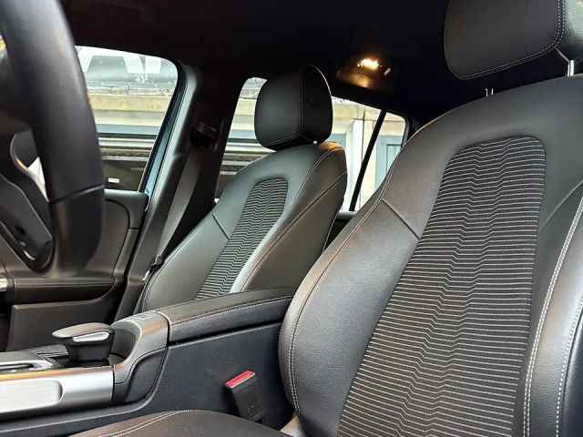 Mercedes-Benz GLB 200 GLB 200 d