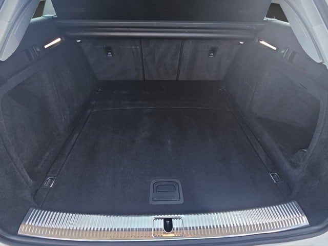 Audi A4 40 TFSI Avant S-Tronic