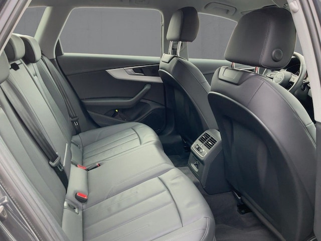 Audi A4 35 TFSI Avant S-Tronic