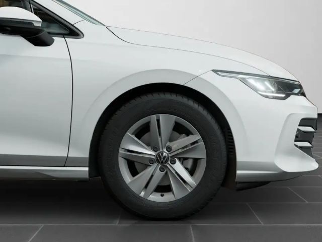 Volkswagen Golf 1.5 TSI Business Life