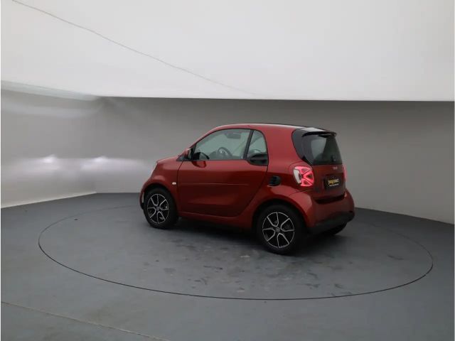 Smart EQ fortwo JBL