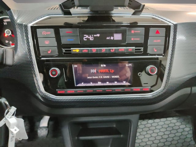 Volkswagen up! Style