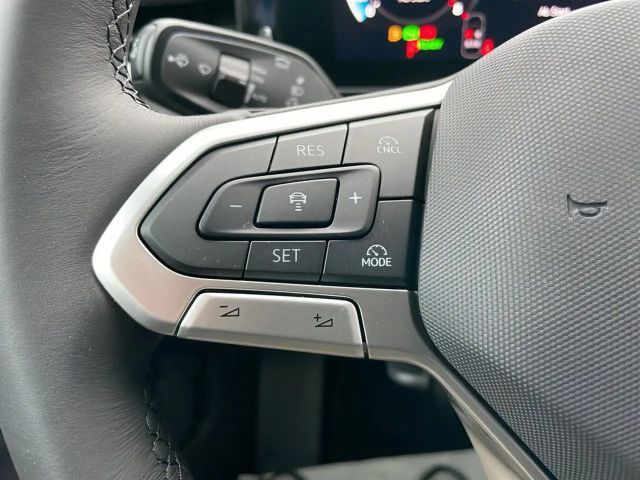 Volkswagen T-Roc 1.5 eTSI DSG Life