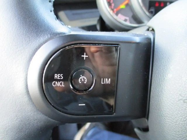 MINI Cooper Cooper Classic Trim Aut/NAVI/LED/PA/Sportsitze