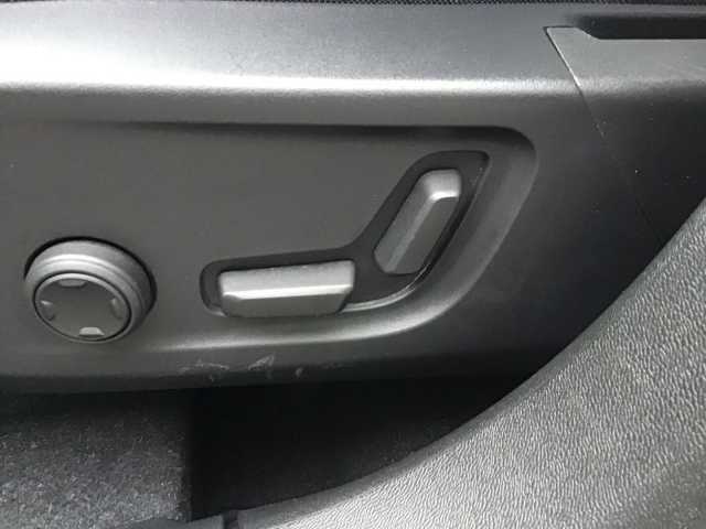 Volvo XC40 Dark Plus