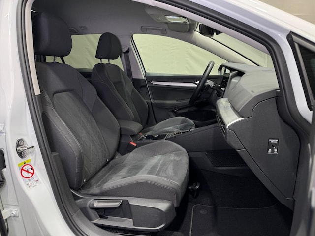 Volkswagen Golf 2.0 TDI DSG Life Variant