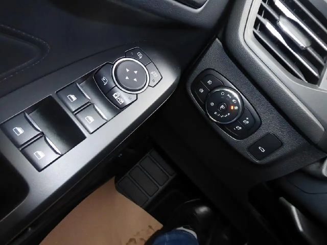 Ford Focus ST Line Wagon