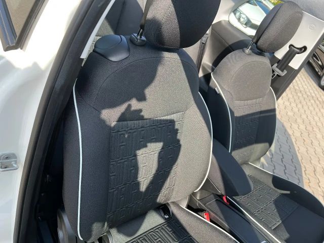 Fiat 500C Cabrio Elektro *Sitzh. Klimaauto DAB+ PDC*