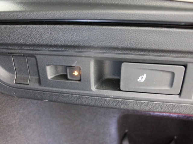 Volkswagen Passat 1.5 eTSI DSG Variant