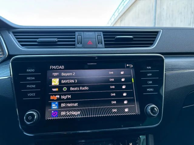 Skoda Superb 2.0 TDI 4x4 Combi Style Style