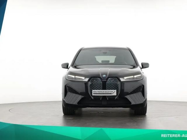BMW iX xDrive50