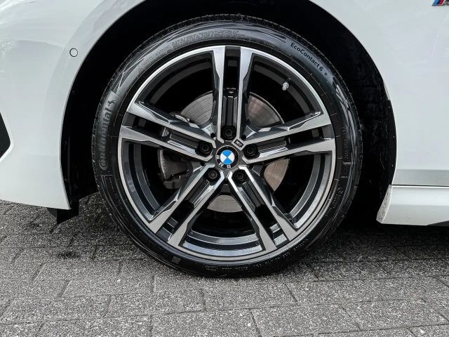 BMW 218 218i Coupé M-Sport