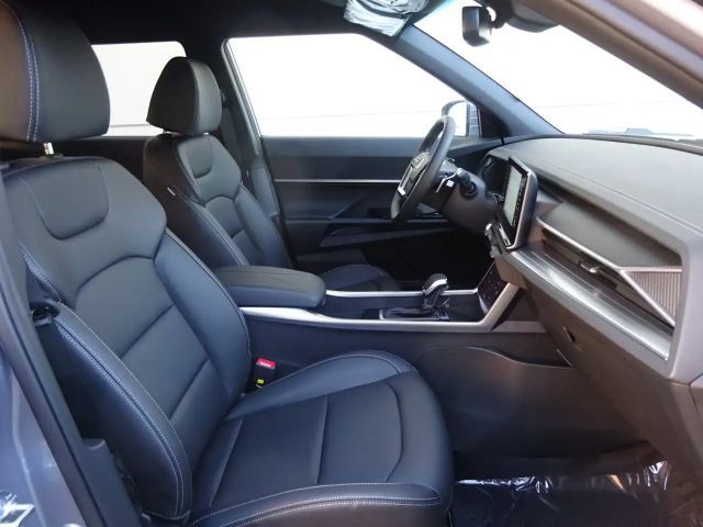 SsangYong Torres 2WD Quartz