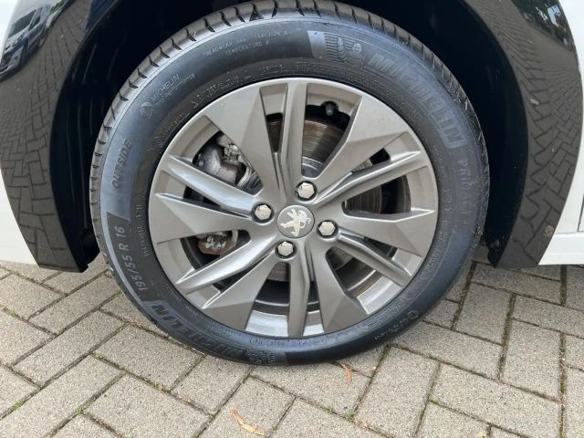 Peugeot 208 Allure Pack