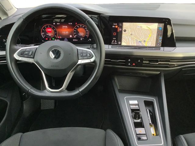 Volkswagen Golf 2.0 TSI DSG Golf VIII Style