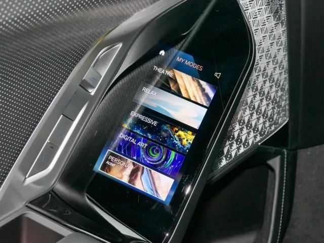 BMW 750 M-Sport Sedan