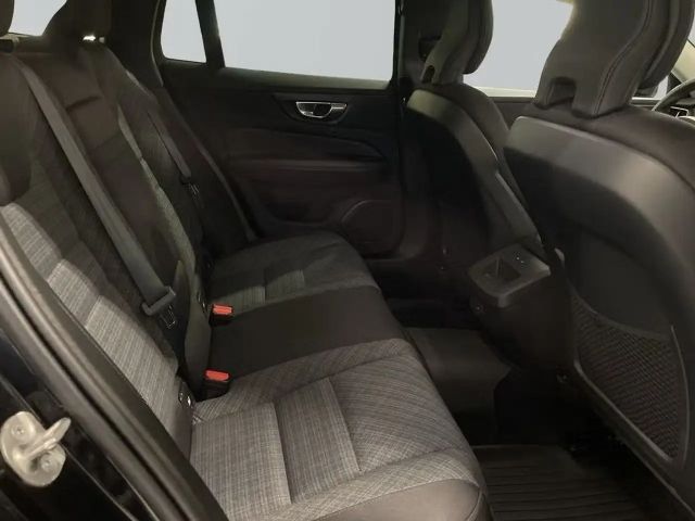 Volvo V60 Cross Country AWD