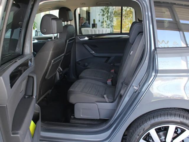 Volkswagen Touran DSG Highline R-Line