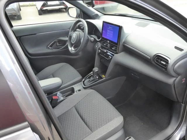 Toyota Yaris Cross 1.5H Teamplayer+Winter+Safety-Paket + AHK