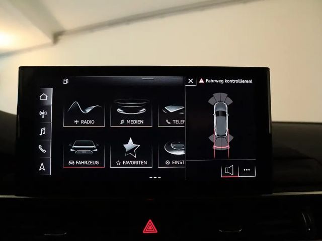 Audi A4 30 TDI Avant S-Line