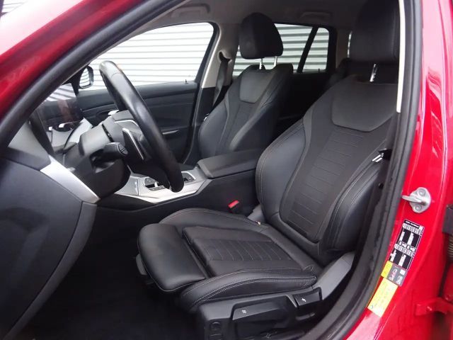 BMW 320 320e Touring