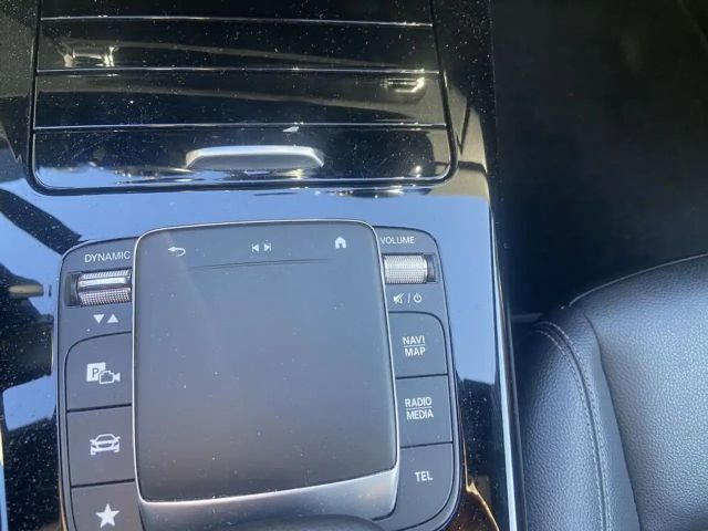 Mercedes-Benz CLA 200 CLA 200 d