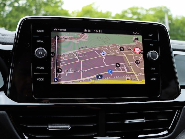 Volkswagen T-Roc 1.5 TSI DSG IQ.Drive R-Line