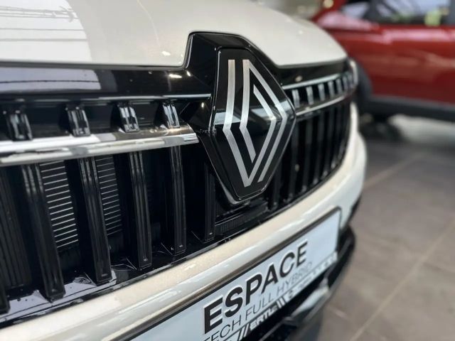 Renault Espace E-Tech Hybrid Iconic