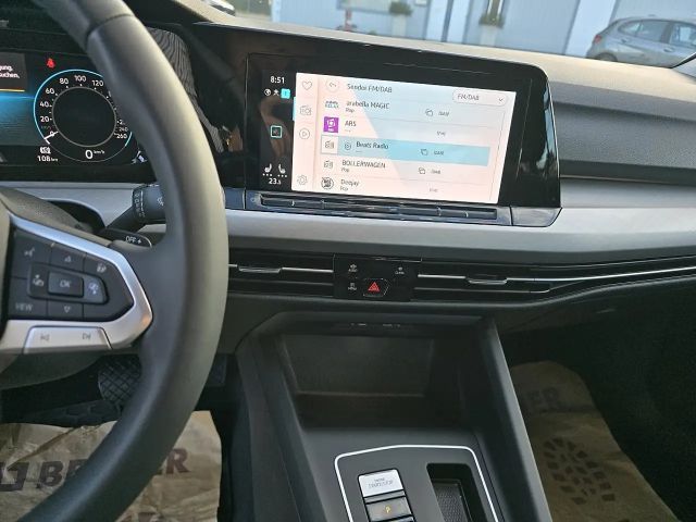 Volkswagen Golf 1.5 eTSI DSG Life