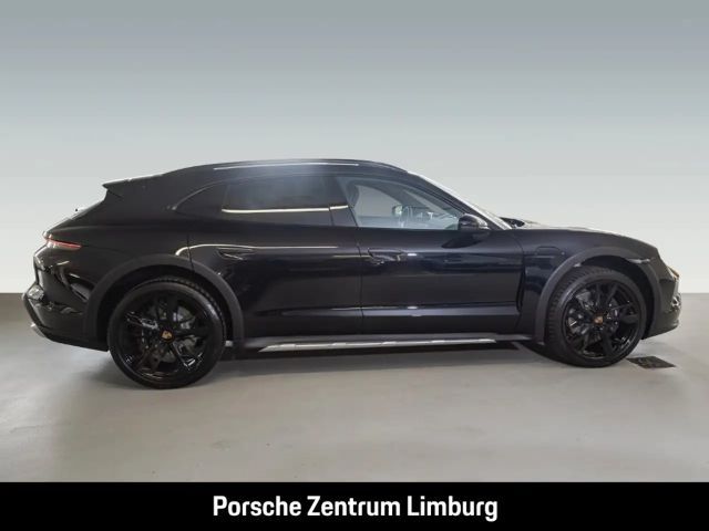 Porsche Taycan 4 Cross Turismo