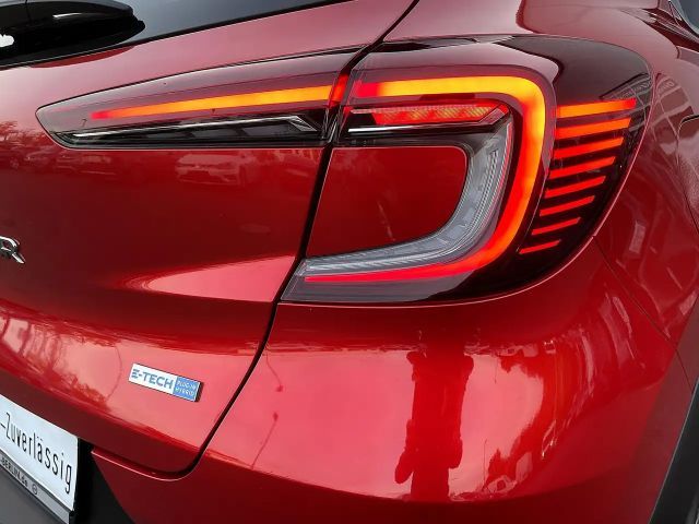 Renault Captur E-Tech EDC Intens